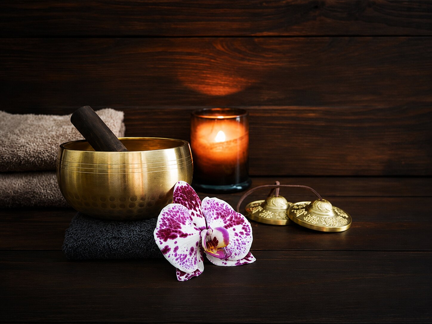 Tibetan and crystal singing bowls sound bath